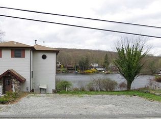 205 Otterhole Rd, West Milford, NJ 07480