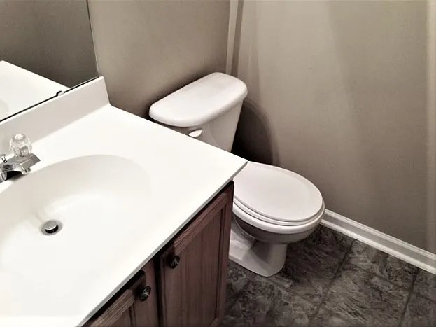 8021 Old London Rd — Photo 8