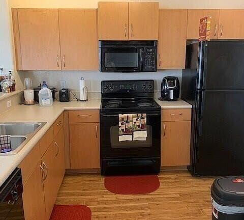 5th image of 8290 GATE Parkway #148