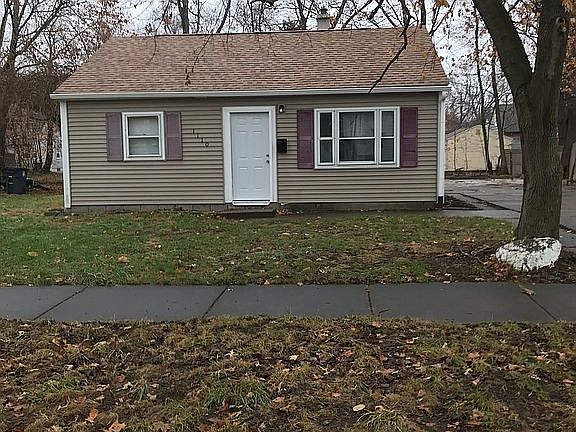 2nd image of 1110 Seward Ave