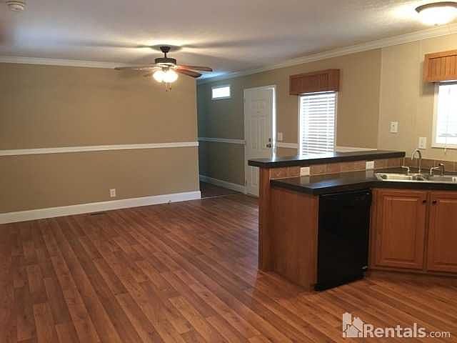 2nd image of 12 Pine Club Dr NW