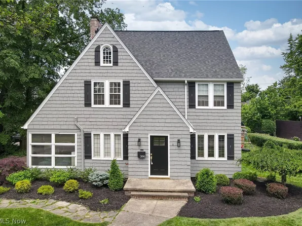 2616 Traymore Rd, University Heights, OH 44118
