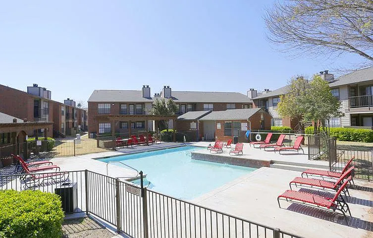 Woodcrest Apartments
