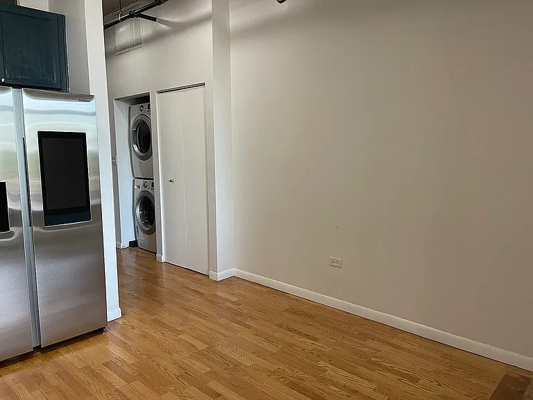 1550 S Blue Island Ave #424 — Photo 7