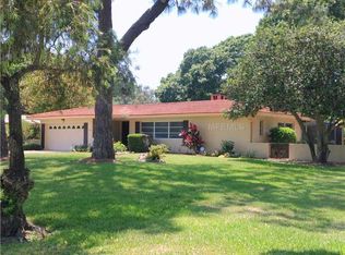 2253 Green Way S, Saint Petersburg, FL 33712