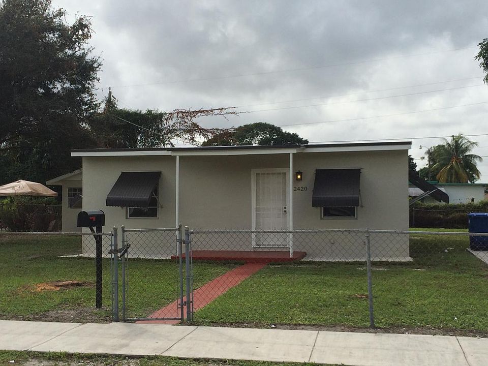 1st image of 2420 NW 157th St