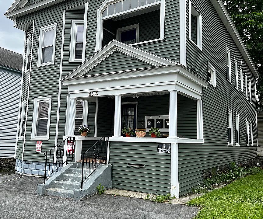 1st image of 424 Chandler St #2