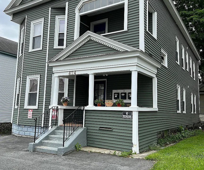 424 Chandler St #2