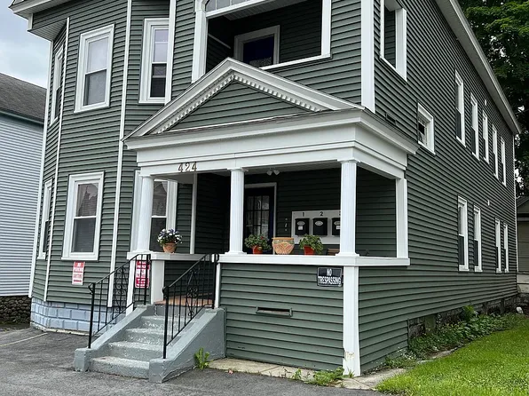 424 Chandler St #2, Worcester, MA 01602