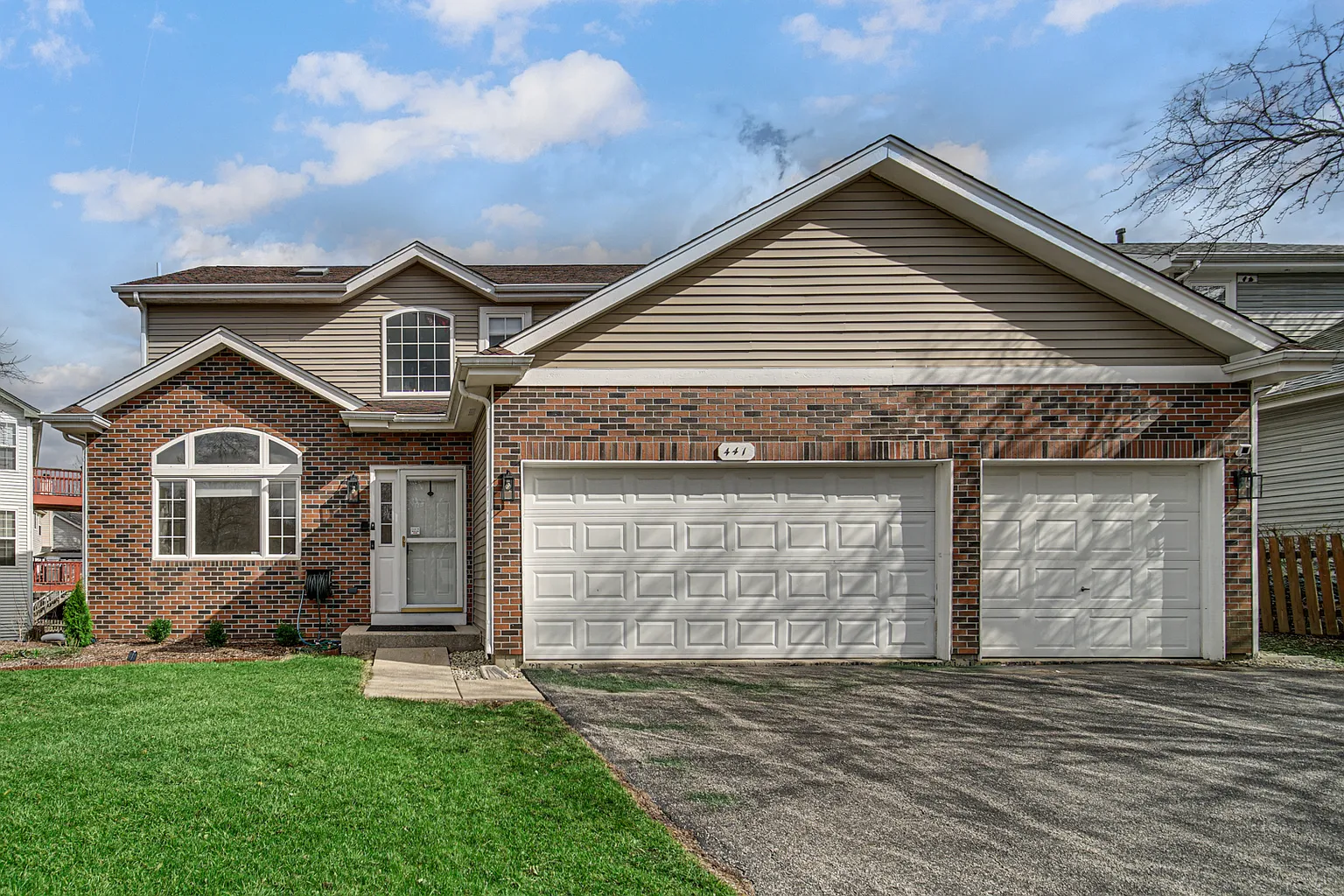 441 N Crooked Lake Ln photo 1