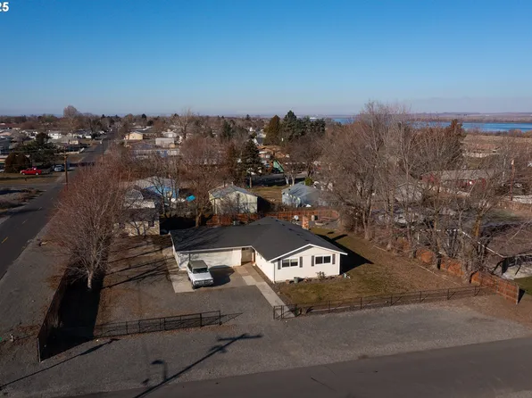 305 NE 6th St, Irrigon, OR 97844