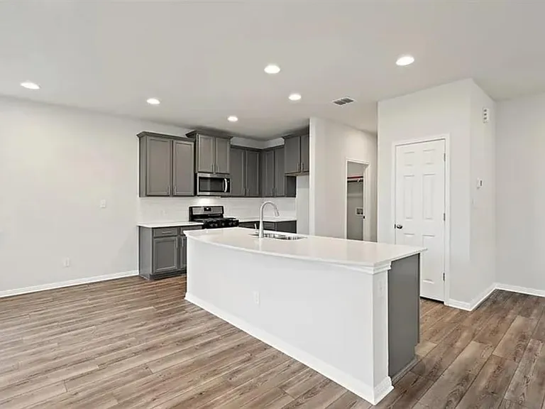 10112 Dawn Pearl Dr — Photo 5