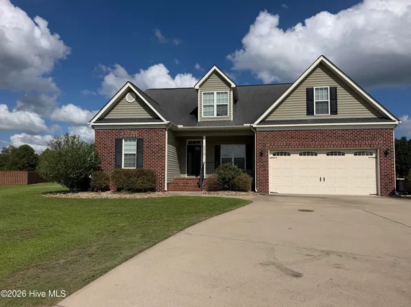 2318 Spinnaker Court, Greenville, NC 27858