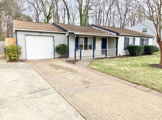 725 Chatsworth Dr, Newport News, VA 23601