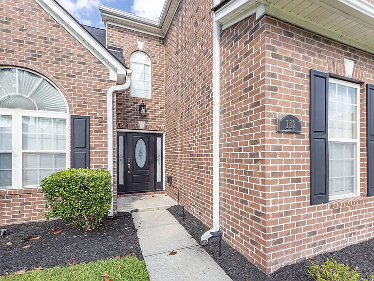 112 Tanglewood Cir — Photo 14