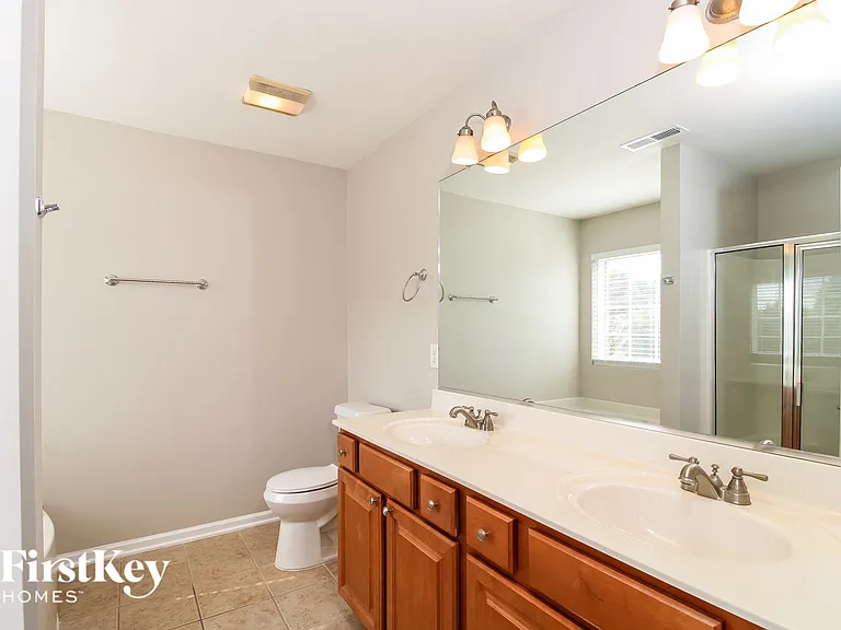 3702 Single Leaf Cir — Photo 8