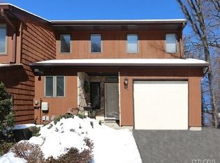 17 North Rd, Northport, NY 11768