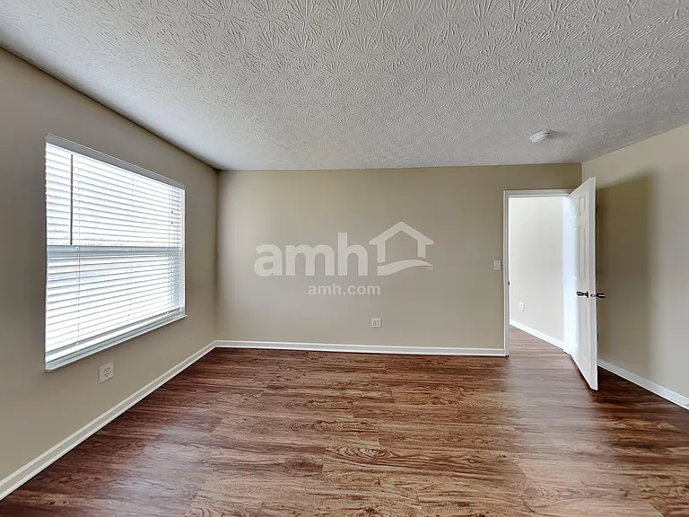 103 Spring Brook Ct — Photo 11
