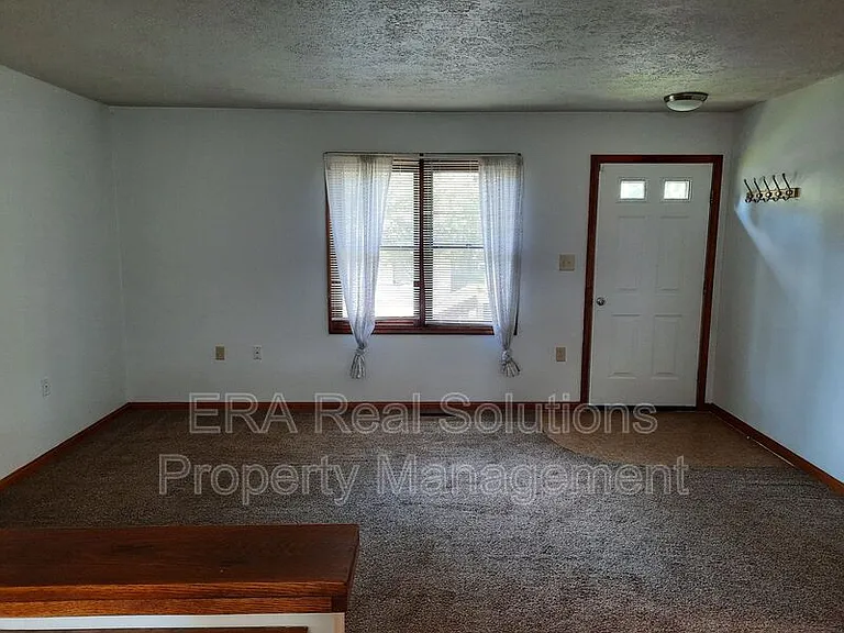 434-442 S West St #7 — Photo 2