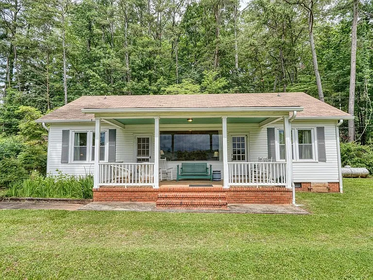 131 Wonderview Dr — Photo 9