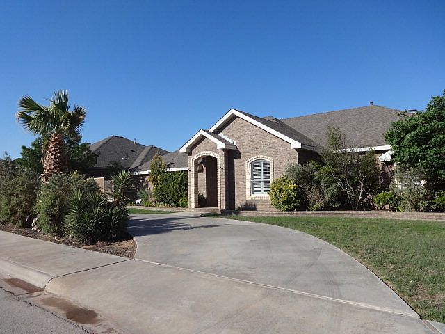 1st image of 1913 Gladewood Dr