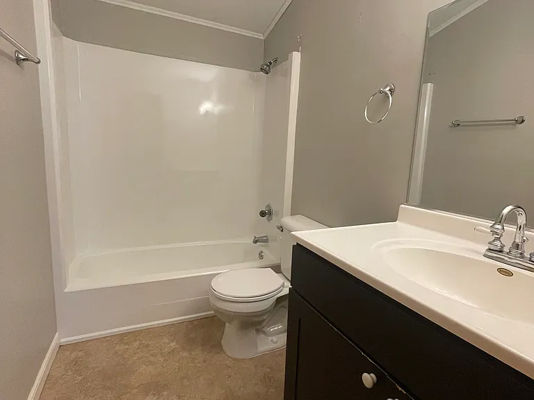 900 Shelley Ct #D — Photo 3