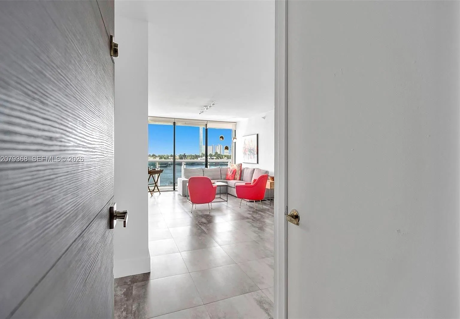 Waterview Condo — Photo 4