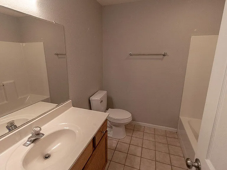 1323 Godas Dr — Photo 10
