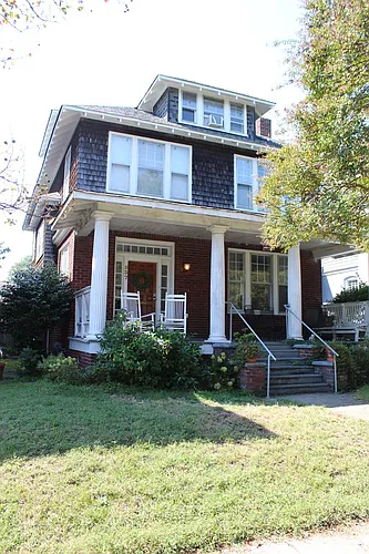 537 Washington Park Photo 1