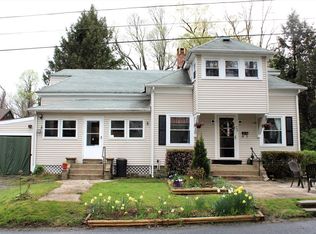 25 Meadow St, Northfield, MA 01360