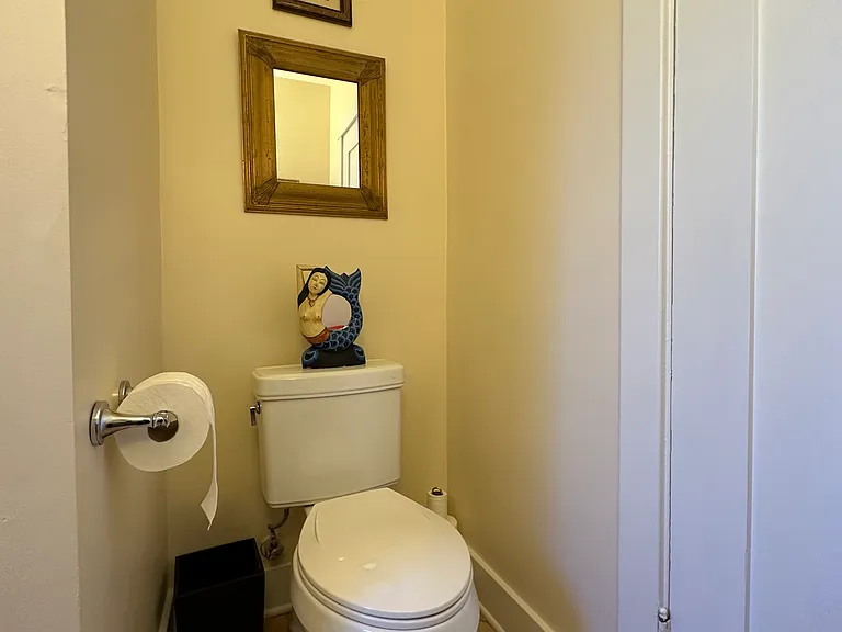 4933 Aldama St — Photo 10