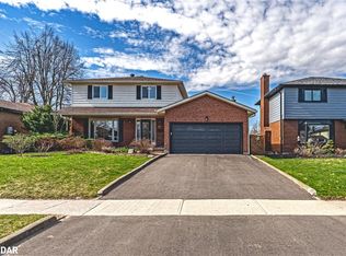 67 Springhome Rd, Barrie, ON L4N4S3