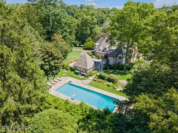 672 Lake Ave, Greenwich, CT 06830