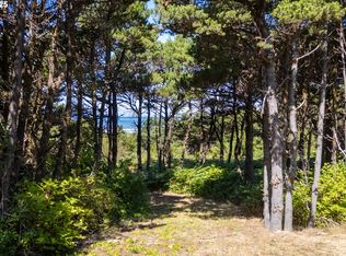 600 SW Pacific Coast Hwy, Waldport, OR 97394