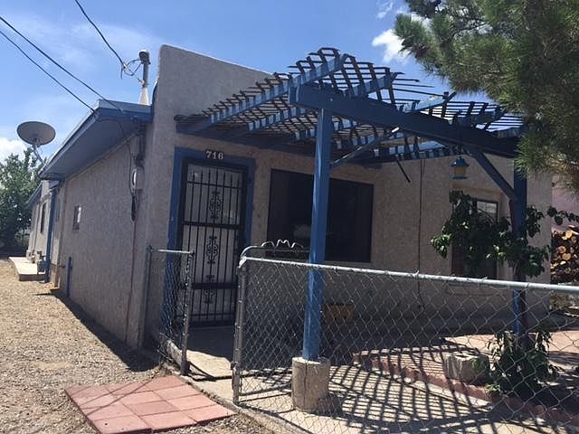 1st image of 716 Reservoir St