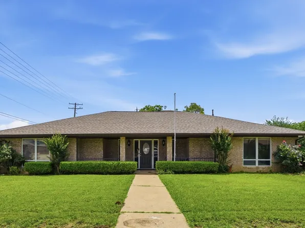 2608 Buckingham Dr, Denton, TX 76209