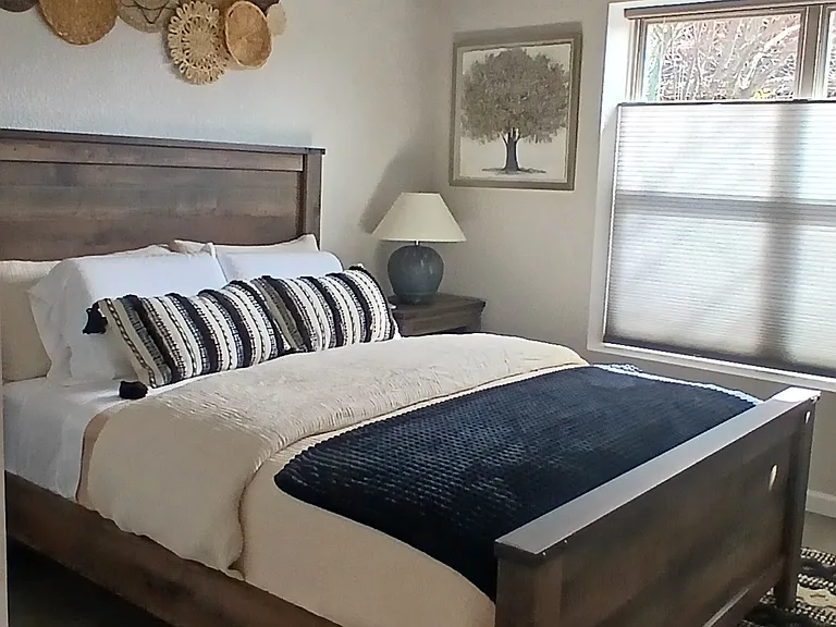 177 Carsen Loop — Photo 4