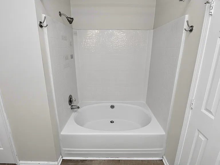 128 Antelope Dr — Photo 2