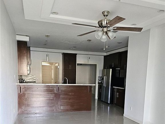 2nd image of 1413 E Keeton Ave #19