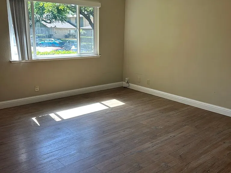 5129 Connecticut Dr #1 — Photo 13
