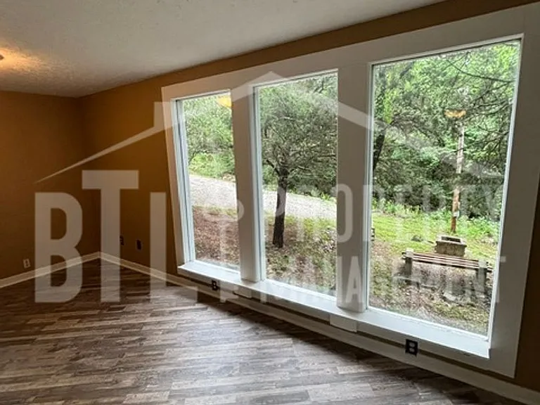 513 Lakewood Rd — Photo 16