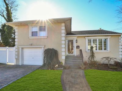 34 Sachem Street, East Rockaway, NY, 11518