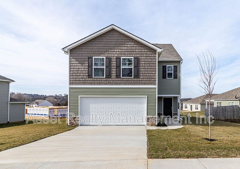 1st image of 2014 Southwood Cir
