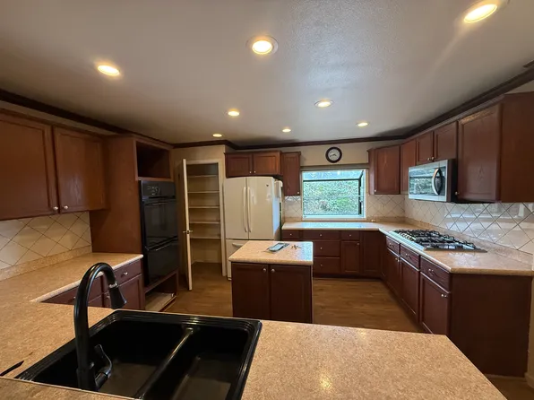 46971 Collins Landing Rd, Gualala, CA 95445