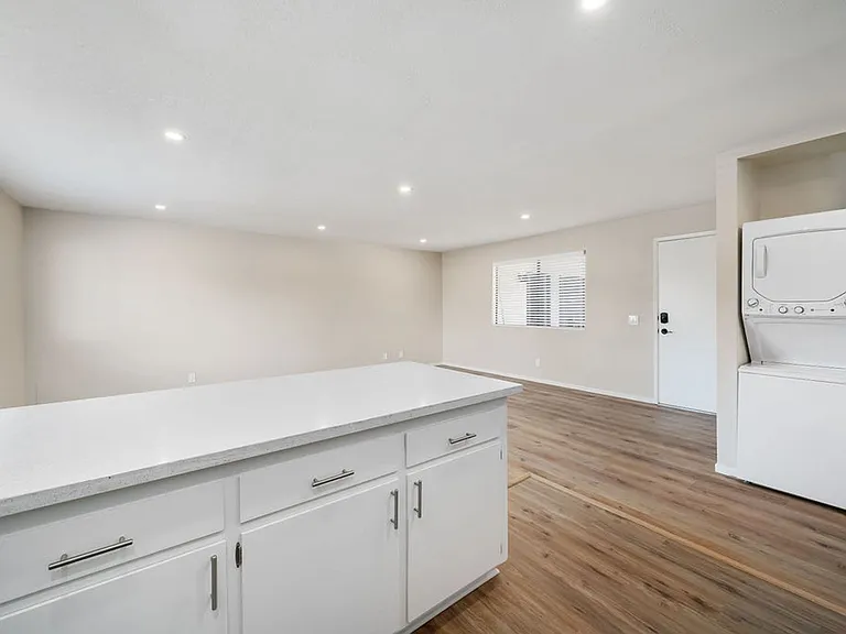 241 Ocean View Ave — Photo 11
