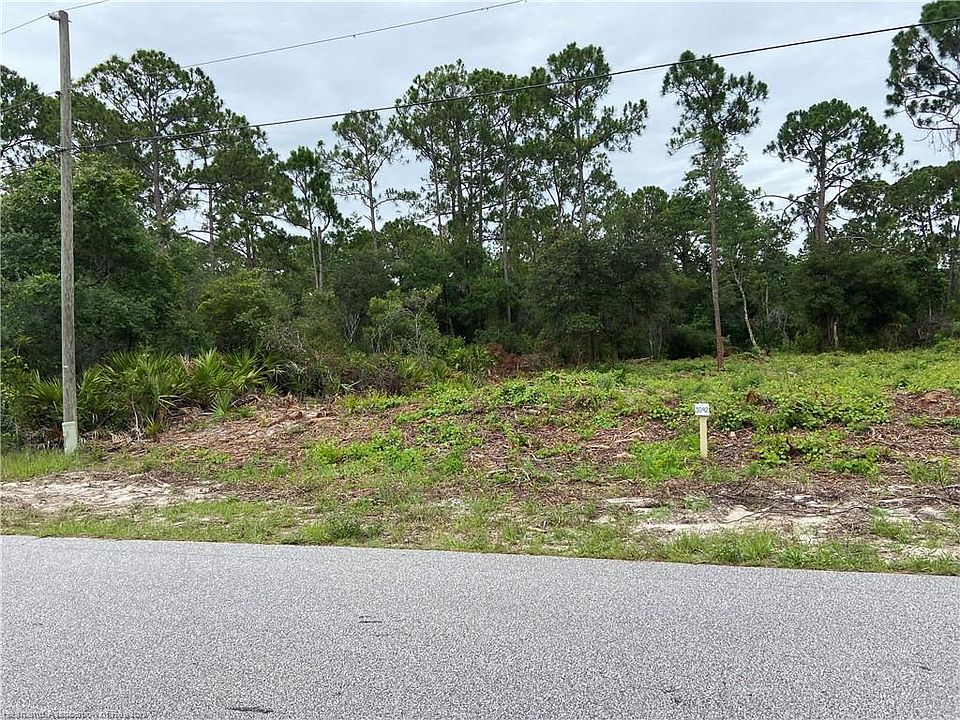 2nd image of 3042 Peachtree Dr