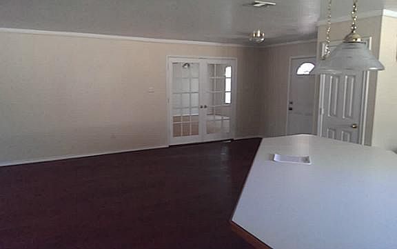 5th image of 5419 Palace Dr