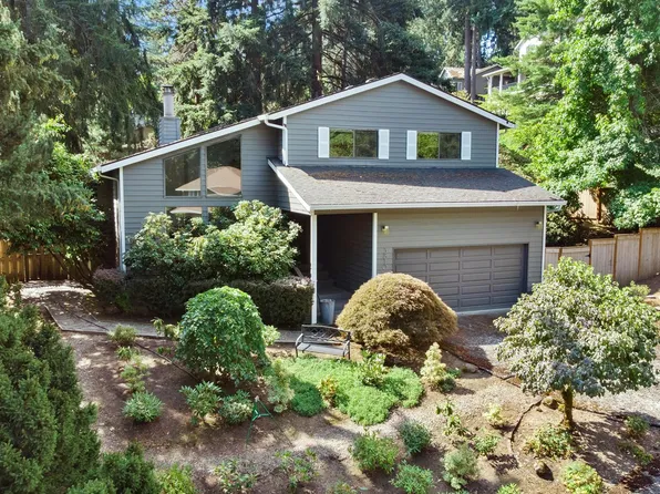 3810 Poseidon Ct, West Linn, OR 97068