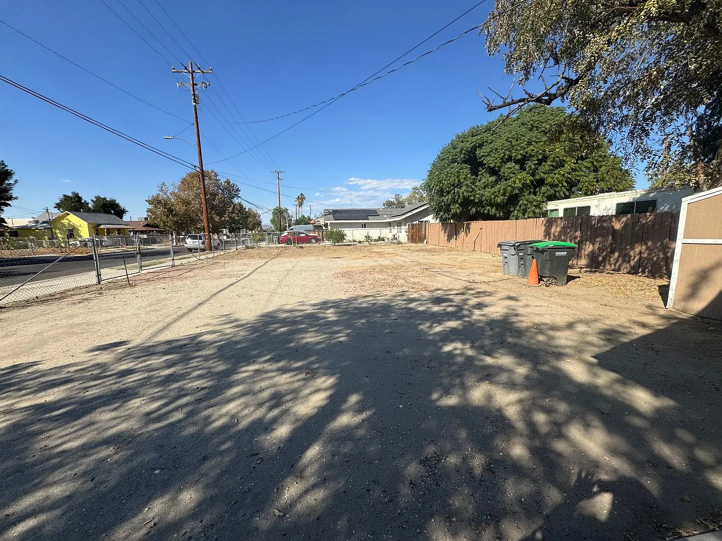 Two Bedroom 1 Bathroom Home in Hemet — Photo 4