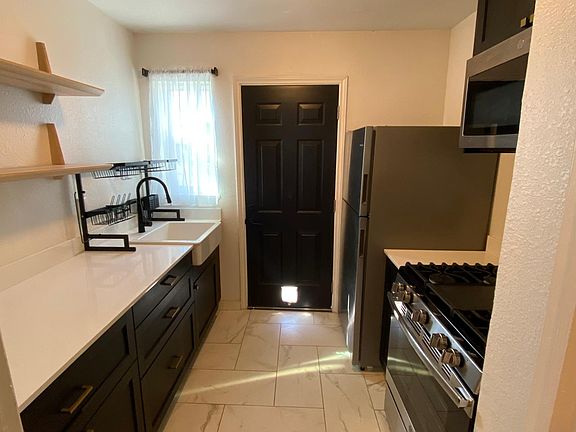 5th image of 510 Orange St #A